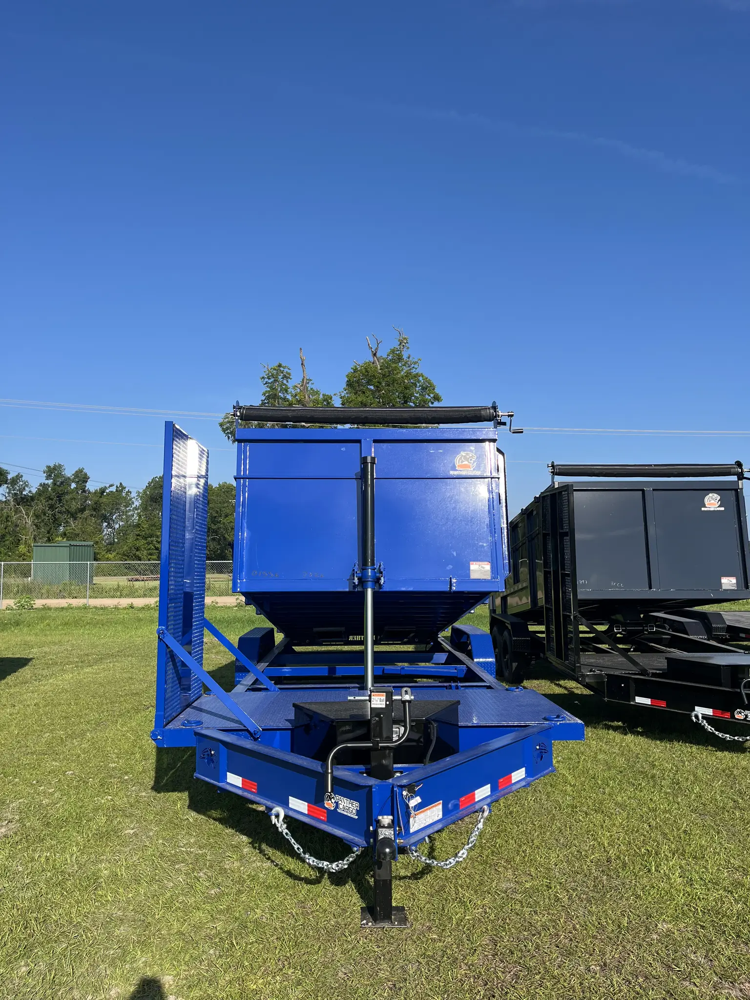 7x22TA2 Titan Pro Series Dump Trailer Royal Blue with 4ft Equipment Deck - Image 4
